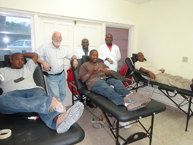 Chris Gosling with Everett Miller and Glen Roberts and assorted gentlemen donors !