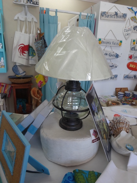 Very pretty lamp.....