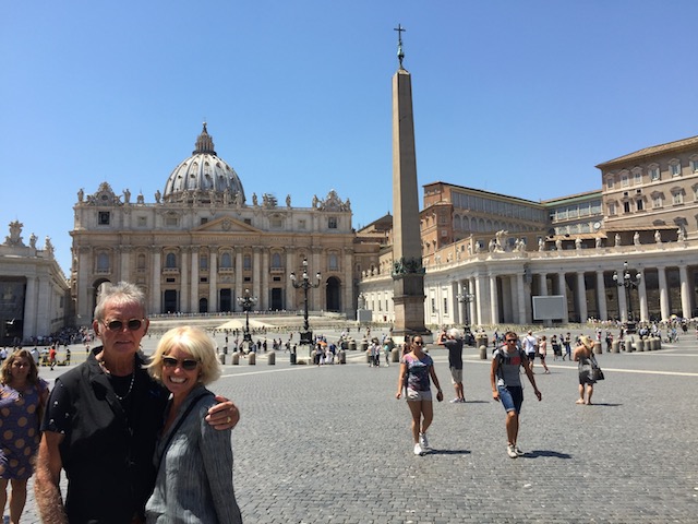 Bob and I in St Peter's Square.... amazing ....