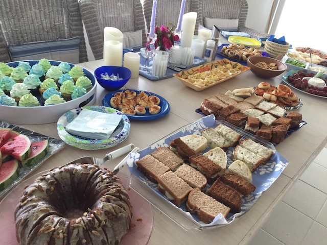 A lovely spread by everyone who came.