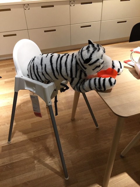 Of course no trip is complete without a visit to Ikea - and I just had to take a picture of this hungry tiger in the kitchen department !