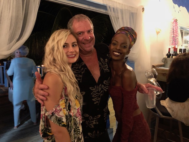 Dan Blow with 2 beauties !